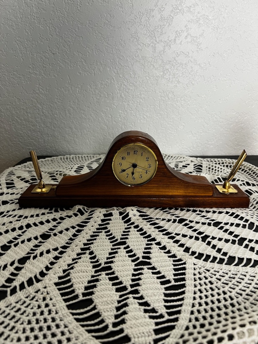 🕰️✨ Vintage French Quartz Napoleon Hat Mantel Clock ✨🕰️